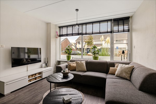 Foto - Te koop: De Stringen 30, 9074 BD Hallum